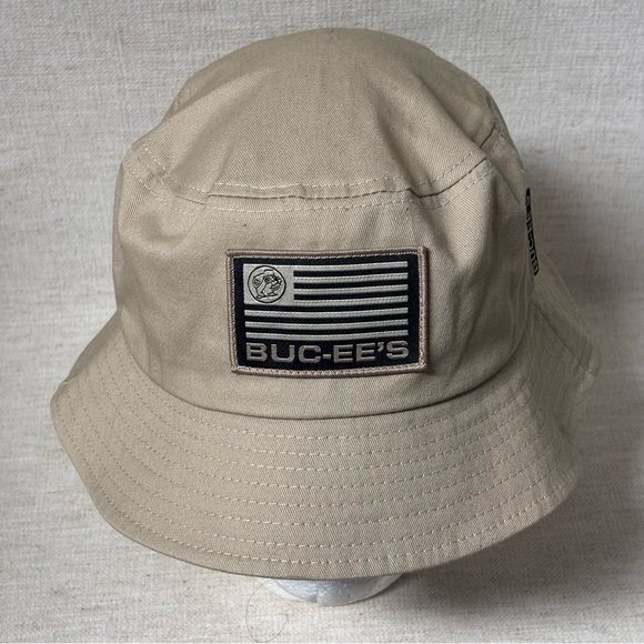 Buc-ee's Khaki Bucket Hat - Picture 2 of 7